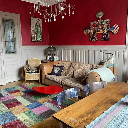 Grand Ancien 80 M2, 2 , Salon, Cuisine Equipee, Vaste Terrasse, Calme, Proche Du Centre Bordeaux